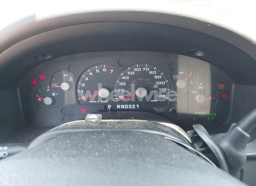 Photo 7 of 2004 Ford Explorer XLT (VIN 1FMZU63W74ZA63298)