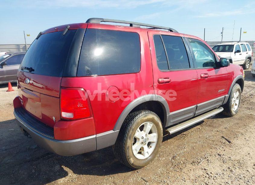 Photo 4 of 2004 Ford Explorer XLT (VIN 1FMZU63W94UB87988)