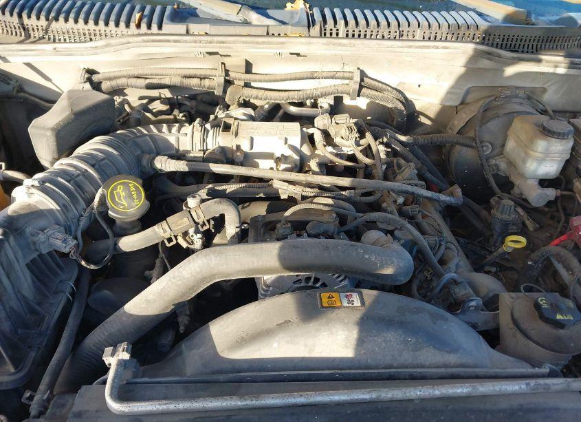 Photo 10 of 2005 Ford Explorer XLT/XLT SPORT (VIN 1FMZU63WX5UB54550)