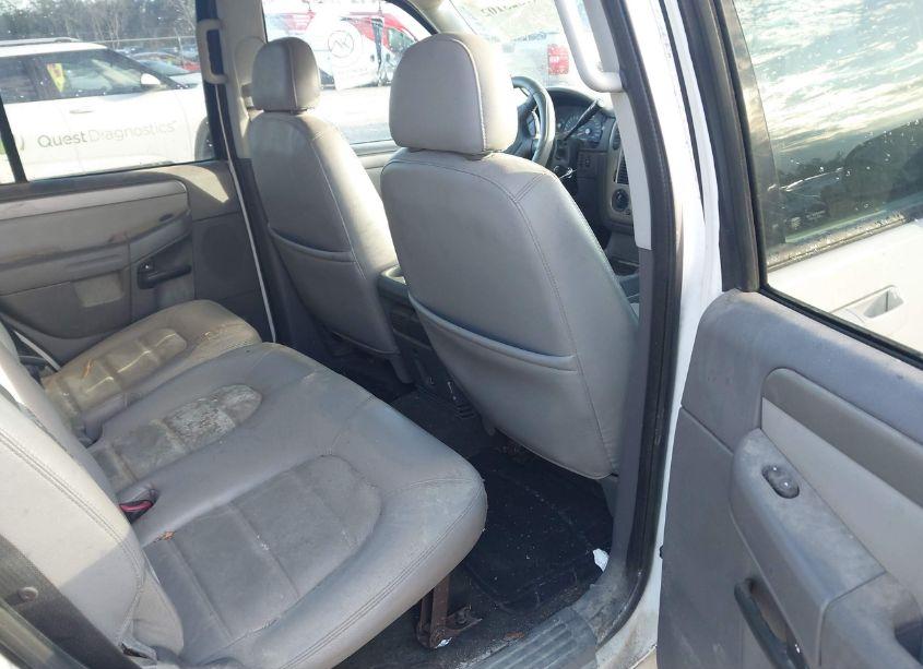 Photo 8 of 2005 Ford Explorer XLT/XLT SPORT (VIN 1FMZU63WX5UB54550)