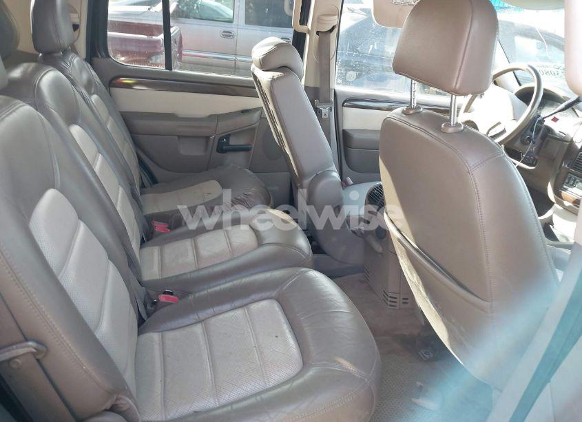 Photo 8 of 2002 Ford Explorer EDDIE BAUER (VIN 1FMZU64E62UA41681)