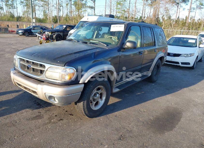 Photo 2 of 2000 Ford Explorer EDDIE BAUER (VIN 1FMZU64EXYZC64768)