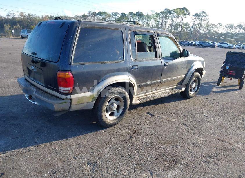 Photo 4 of 2000 Ford Explorer EDDIE BAUER (VIN 1FMZU64EXYZC64768)