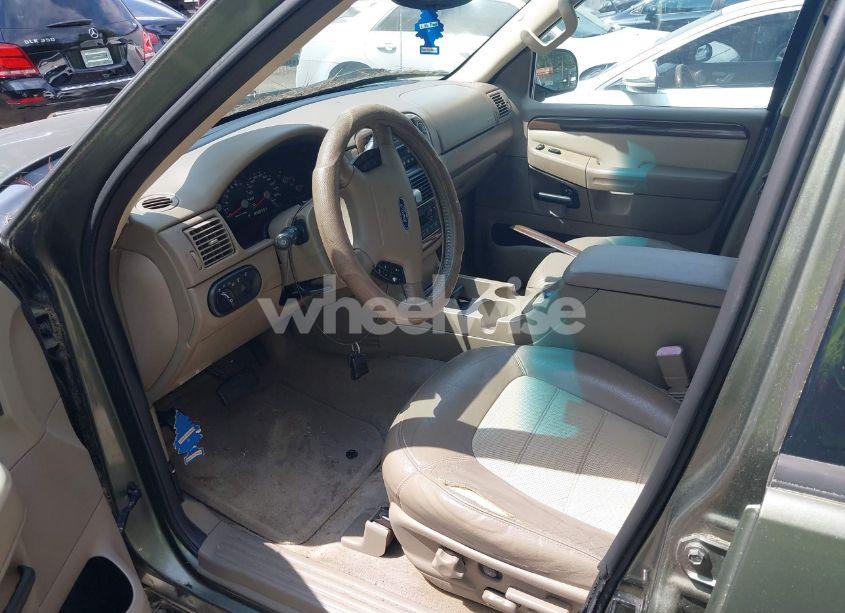 Photo 5 of 2004 Ford Explorer EDDIE BAUER (VIN 1FMZU64K34UB56618)