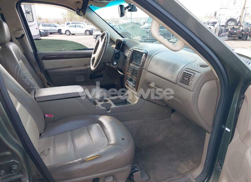 Photo 5 of 2004 Ford Explorer EDDIE BAUER (VIN 1FMZU64K54UC19119)