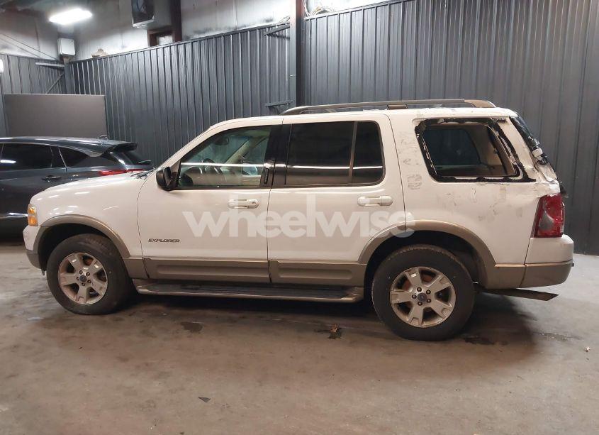 Photo 14 of 2004 Ford Explorer EDDIE BAUER (VIN 1FMZU64KX4UA55494)