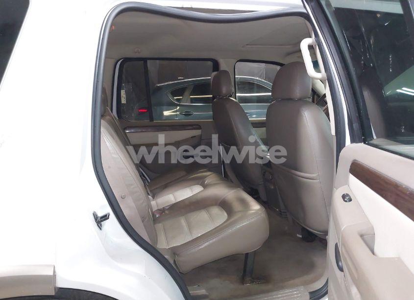 Photo 8 of 2004 Ford Explorer EDDIE BAUER (VIN 1FMZU64KX4UA55494)