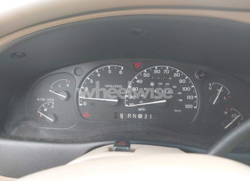 Photo 7 of 2000 Ford Explorer EDDIE BAUER (VIN 1FMZU64PXYZA85549)