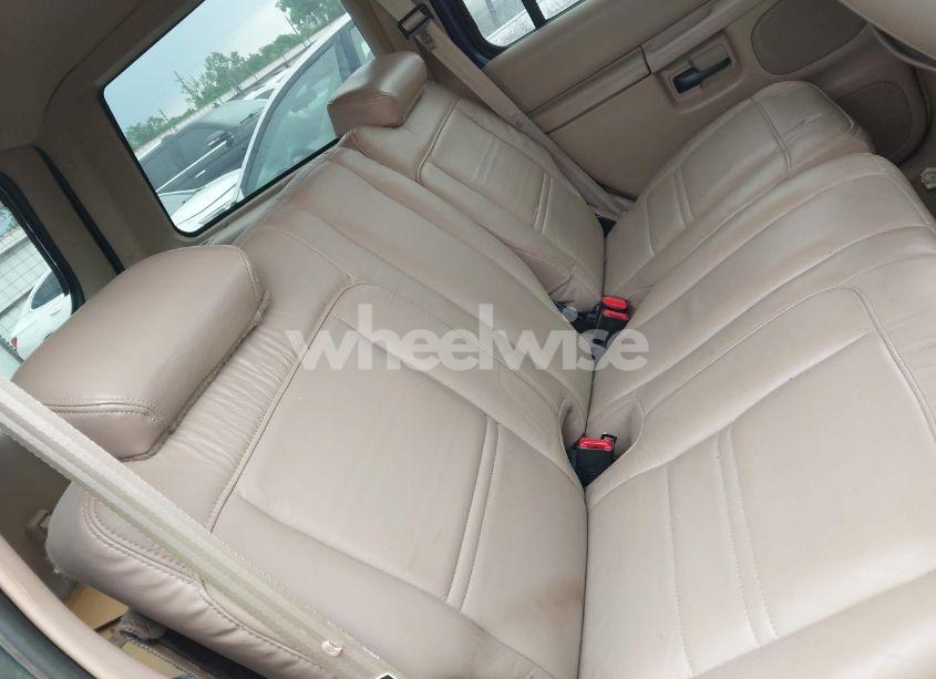 Photo 8 of 2000 Ford Explorer EDDIE BAUER (VIN 1FMZU64PXYZA85549)