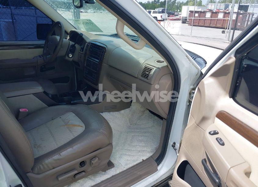 Photo 5 of 2004 Ford Explorer EDDIE BAUER (VIN 1FMZU64W24ZB19758)