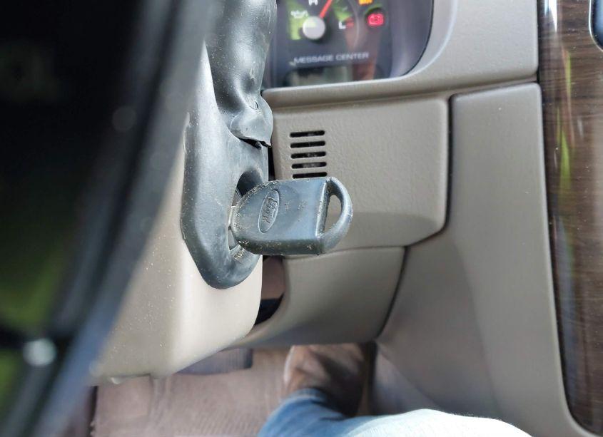 Photo 11 of 2005 Ford Explorer EDDIE BAUER (VIN 1FMZU64WX5ZA15875)