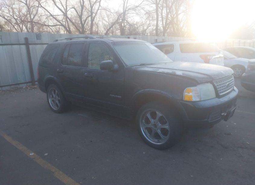 2002 Ford Explorer LIMITED (VIN 1FMZU65E02ZA31665) main photo