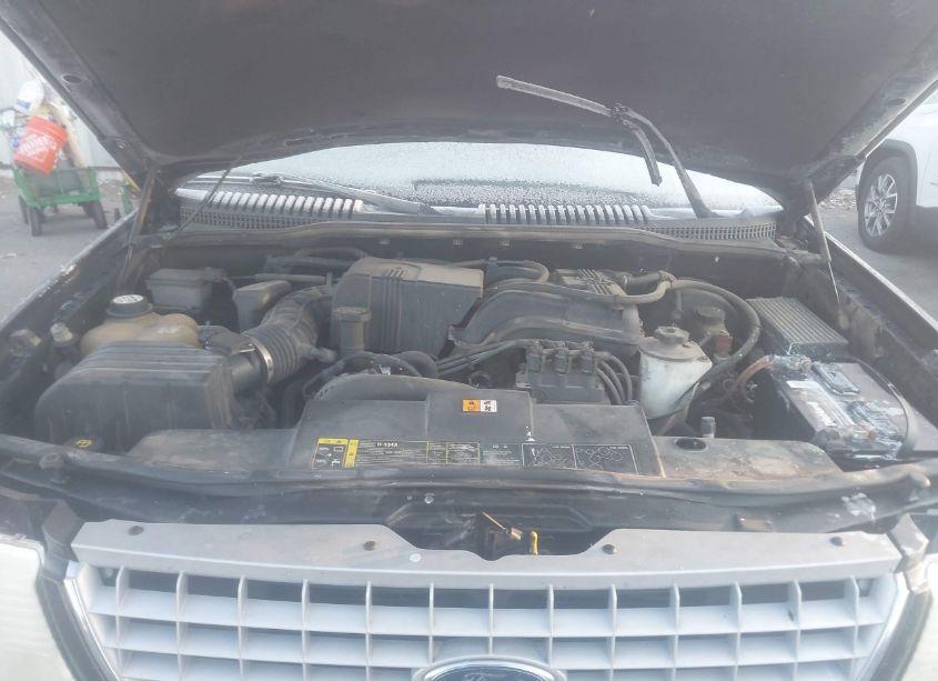 Photo 10 of 2002 Ford Explorer LIMITED (VIN 1FMZU65E02ZA31665)