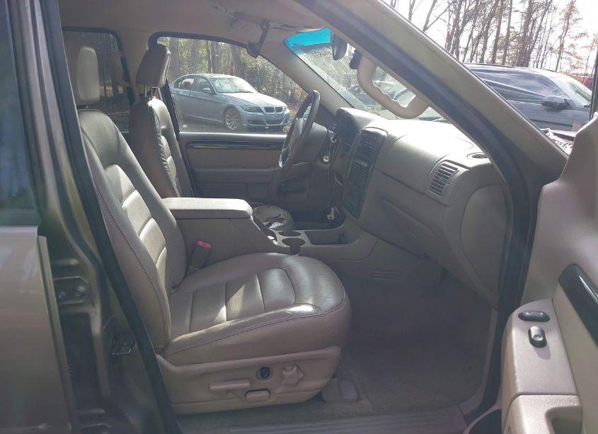 Photo 5 of 2002 Ford Explorer LIMITED (VIN 1FMZU65E72UB05290)