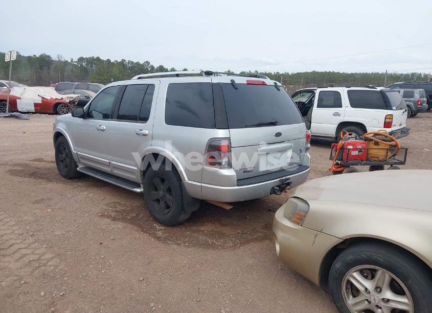 Photo 3 of 2003 Ford Explorer LIMITED (VIN 1FMZU65W63UB59156)