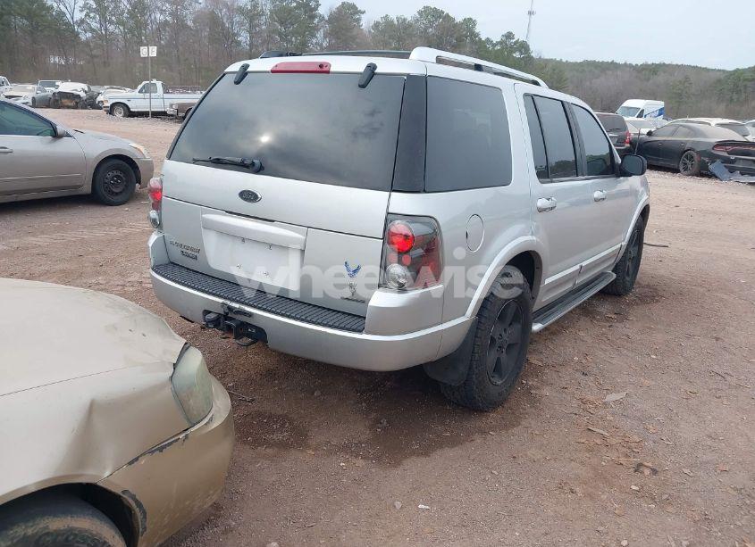 Photo 4 of 2003 Ford Explorer LIMITED (VIN 1FMZU65W63UB59156)