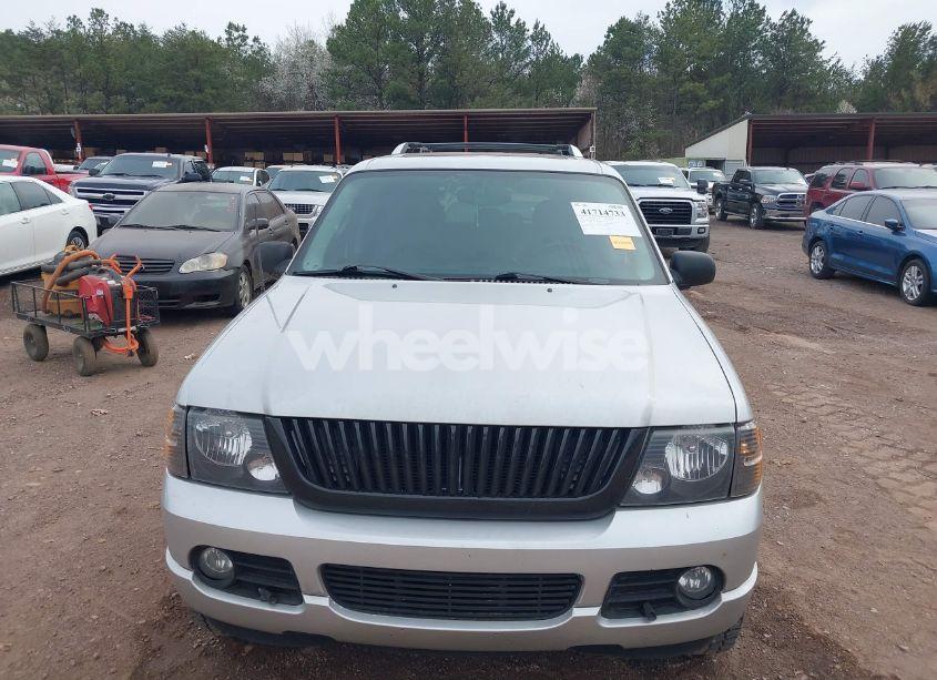 Photo 6 of 2003 Ford Explorer LIMITED (VIN 1FMZU65W63UB59156)