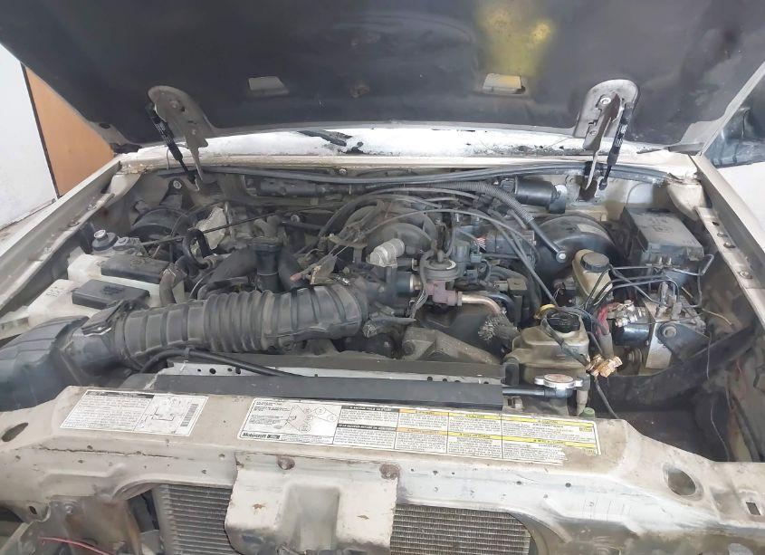 Photo 10 of 2002 Ford Explorer SPORT TRAC (VIN 1FMZU67E02UB92544)