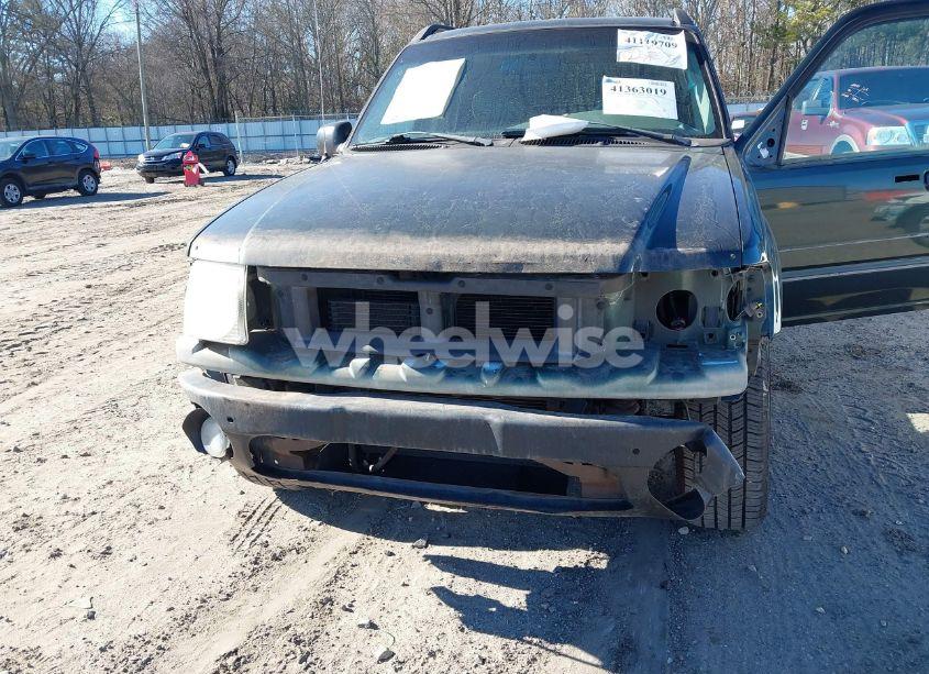 Photo 6 of 2003 Ford Explorer SPORT TRAC XLS/XLT (VIN 1FMZU67E13UA50236)