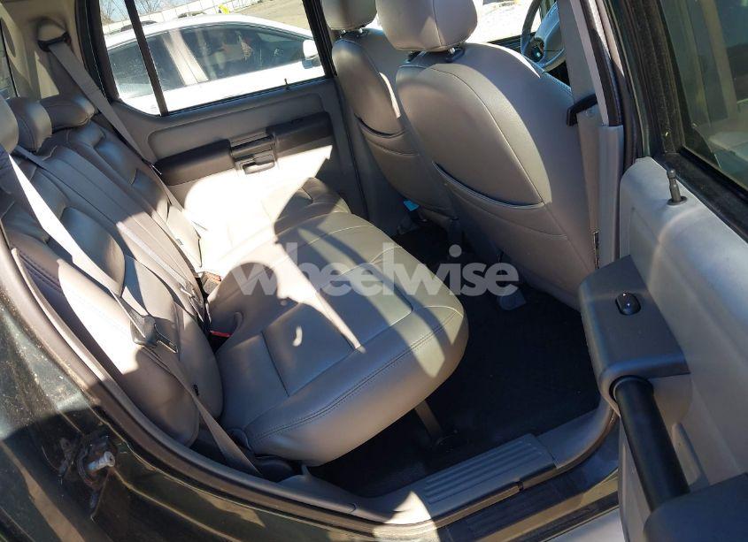 Photo 8 of 2003 Ford Explorer SPORT TRAC XLS/XLT (VIN 1FMZU67E13UA50236)