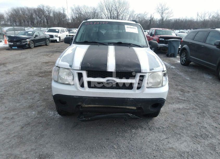 Photo 12 of 2003 Ford Explorer SPORT TRAC XLS/XLT (VIN 1FMZU67E13UC81878)