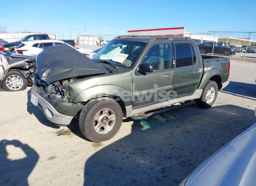 Photo 2 of 2001 Ford Explorer SPORT TRAC (VIN 1FMZU67E21UC22576)