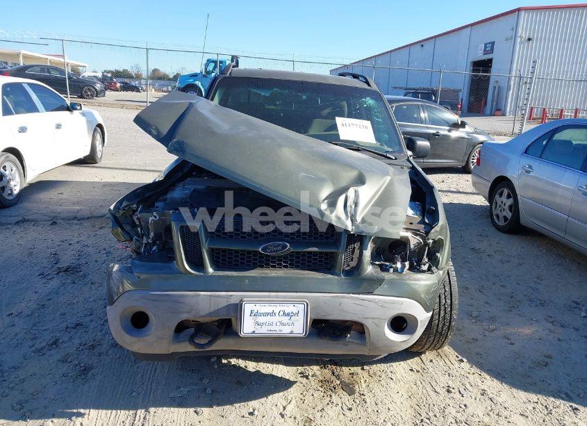 Photo 6 of 2001 Ford Explorer SPORT TRAC (VIN 1FMZU67E21UC22576)