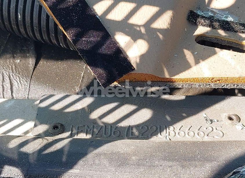 Photo 9 of 2002 Ford Explorer SPORT TRAC (VIN 1FMZU67E22UB66625)