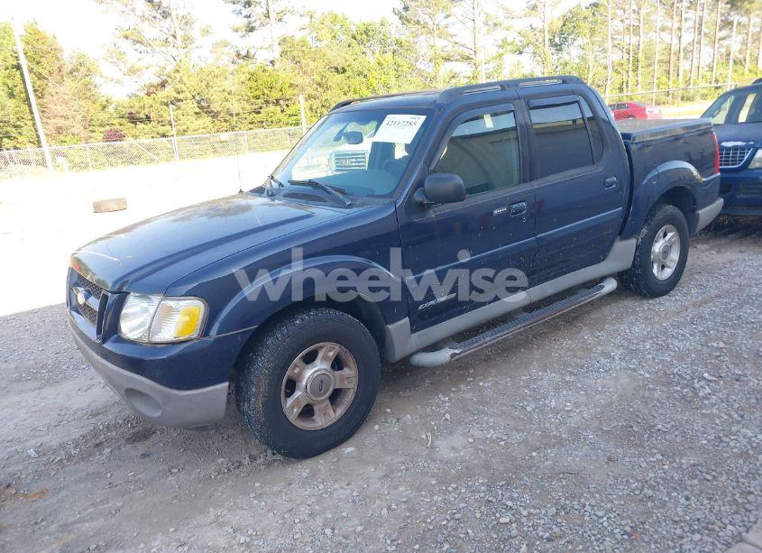 Photo 2 of 2002 Ford Explorer SPORT TRAC (VIN 1FMZU67E22UC62285)