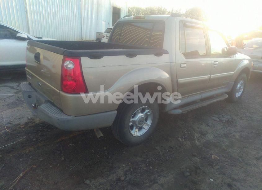 Photo 4 of 2001 Ford Explorer SPORT TRAC (VIN 1FMZU67E31UC51505)