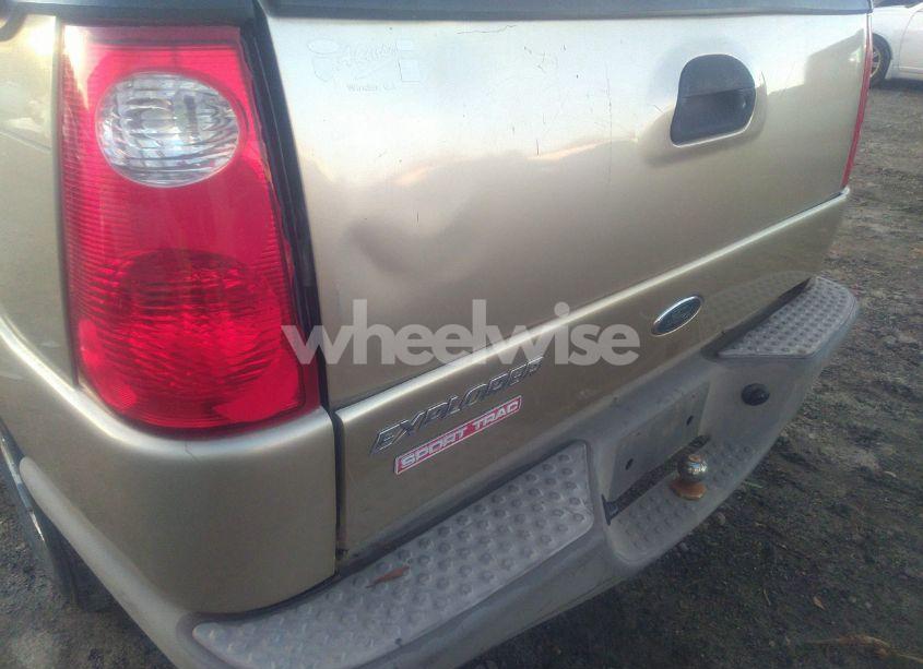 Photo 6 of 2001 Ford Explorer SPORT TRAC (VIN 1FMZU67E31UC51505)