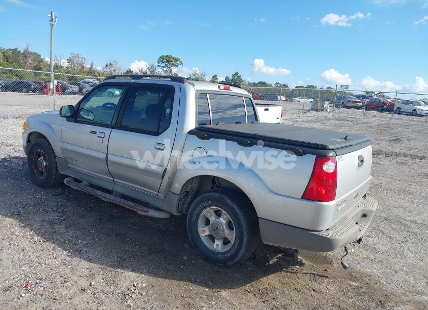 Photo 3 of 2001 Ford Explorer SPORT TRAC (VIN 1FMZU67E31UC83774)