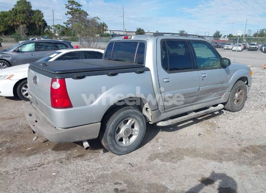 Photo 4 of 2001 Ford Explorer SPORT TRAC (VIN 1FMZU67E31UC83774)