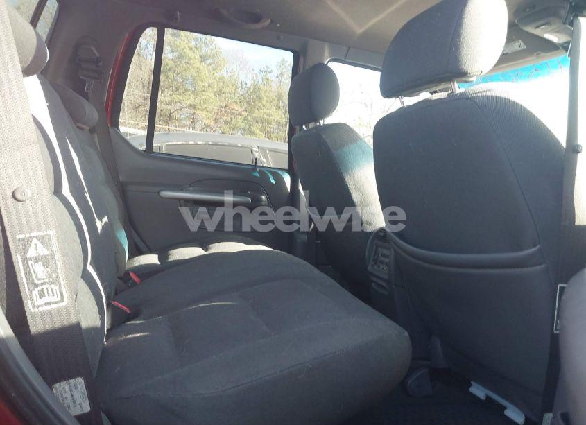 Photo 8 of 2002 Ford Explorer SPORT TRAC (VIN 1FMZU67E32UB67394)