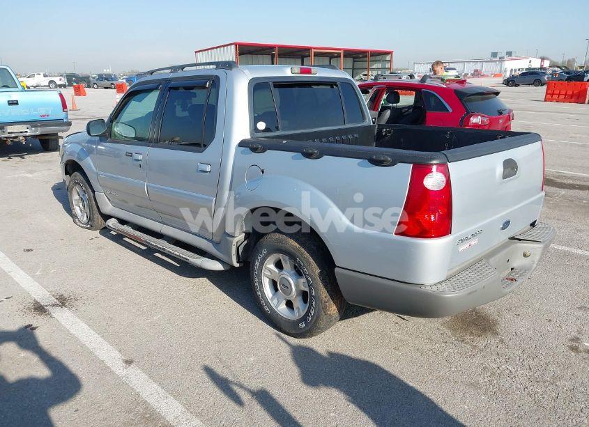 Photo 3 of 2002 Ford Explorer SPORT TRAC (VIN 1FMZU67E32UC24662)