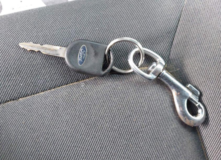 Photo 11 of 2002 Ford Explorer SPORT TRAC (VIN 1FMZU67E32UC75689)