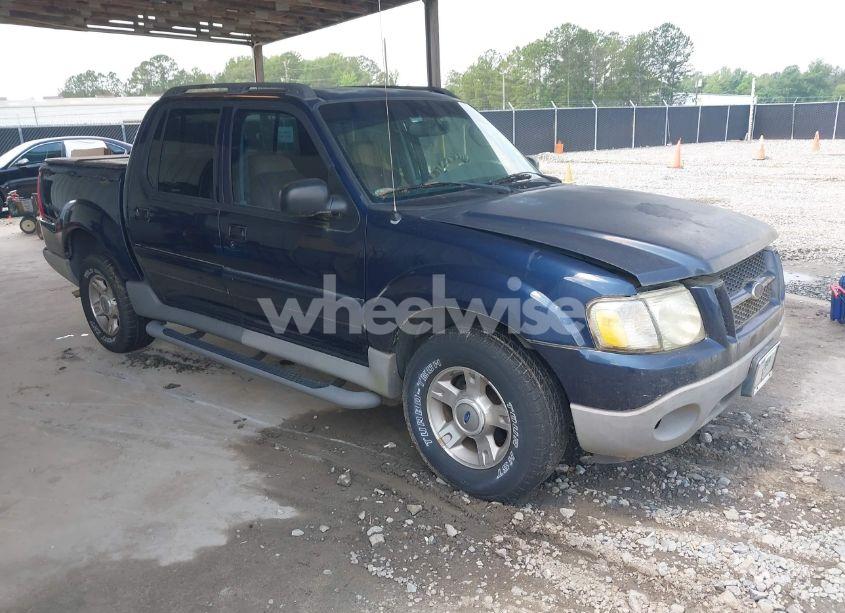 2003 Ford Explorer SPORT TRAC XLS/XLT (VIN 1FMZU67E33UB04832) main photo