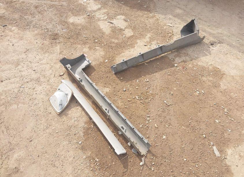 Photo 12 of 2003 Ford Explorer SPORT TRAC XLS/XLT (VIN 1FMZU67E33UC37039)