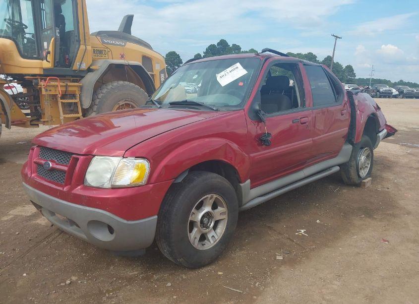 Photo 2 of 2003 Ford Explorer SPORT TRAC XLS/XLT (VIN 1FMZU67E33UC37039)