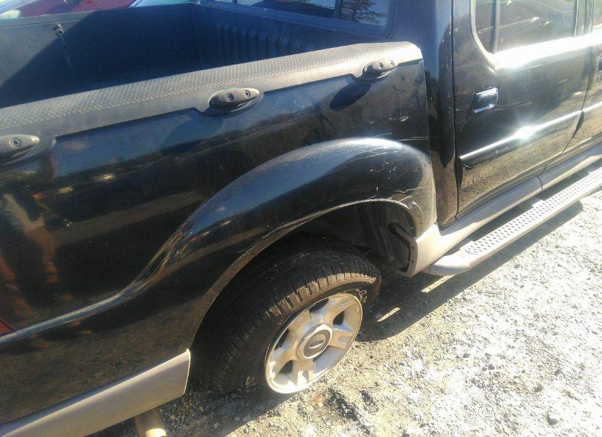 Photo 6 of 2001 Ford Explorer SPORT TRAC (VIN 1FMZU67E41UC11465)