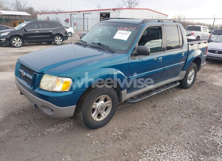 Photo 2 of 2001 Ford Explorer SPORT TRAC (VIN 1FMZU67E41UC43963)