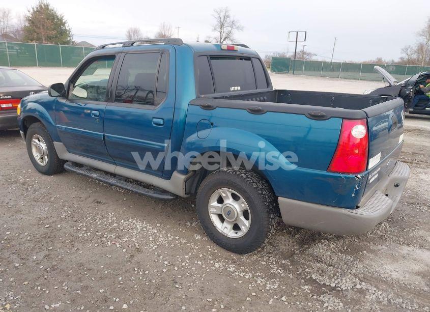 Photo 3 of 2001 Ford Explorer SPORT TRAC (VIN 1FMZU67E41UC43963)