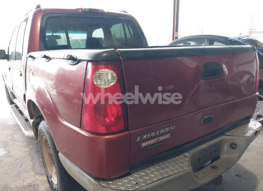 Photo 3 of 2002 Ford Explorer SPORT TRAC (VIN 1FMZU67E42UC82277)