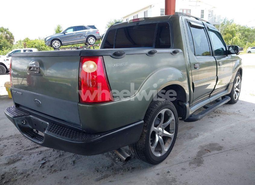 Photo 4 of 2002 Ford Explorer SPORT TRAC (VIN 1FMZU67E42UD06366)