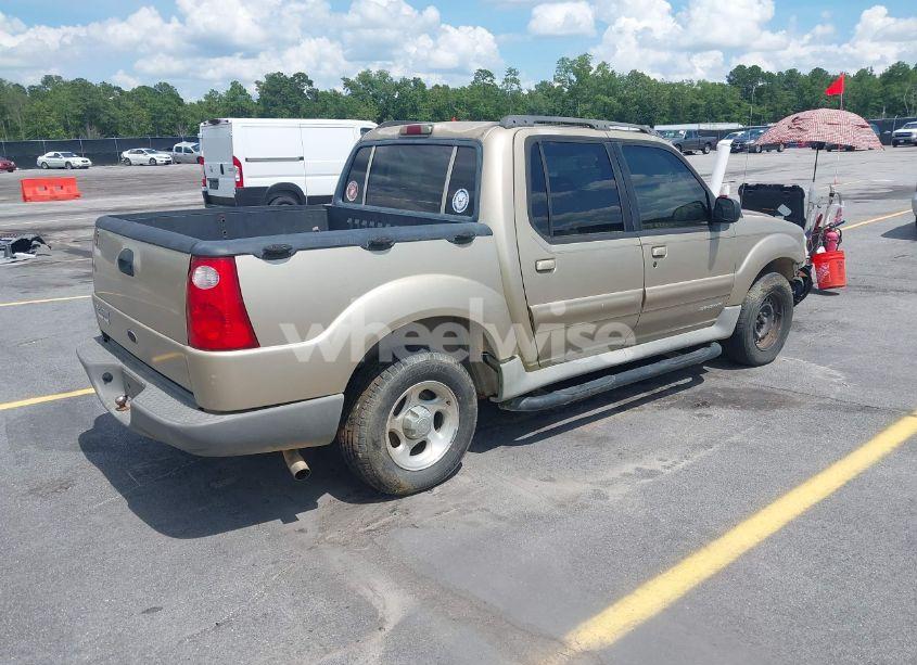 Photo 4 of 2001 Ford Explorer SPORT TRAC (VIN 1FMZU67E51UC84439)