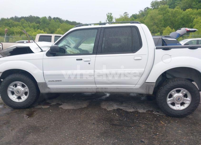 Photo 14 of 2002 Ford Explorer SPORT TRAC (VIN 1FMZU67E52UA92018)