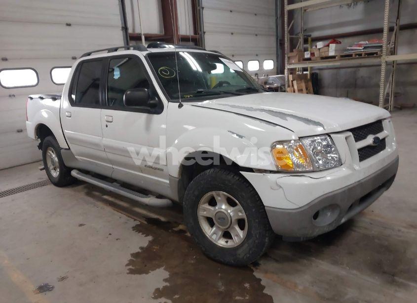 2002 Ford Explorer SPORT TRAC (VIN 1FMZU67E52UC57923) main photo