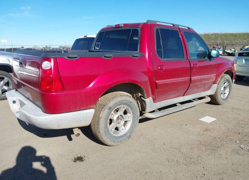 Photo 4 of 2003 Ford Explorer SPORT TRAC XLS/XLT (VIN 1FMZU67E53UB67561)