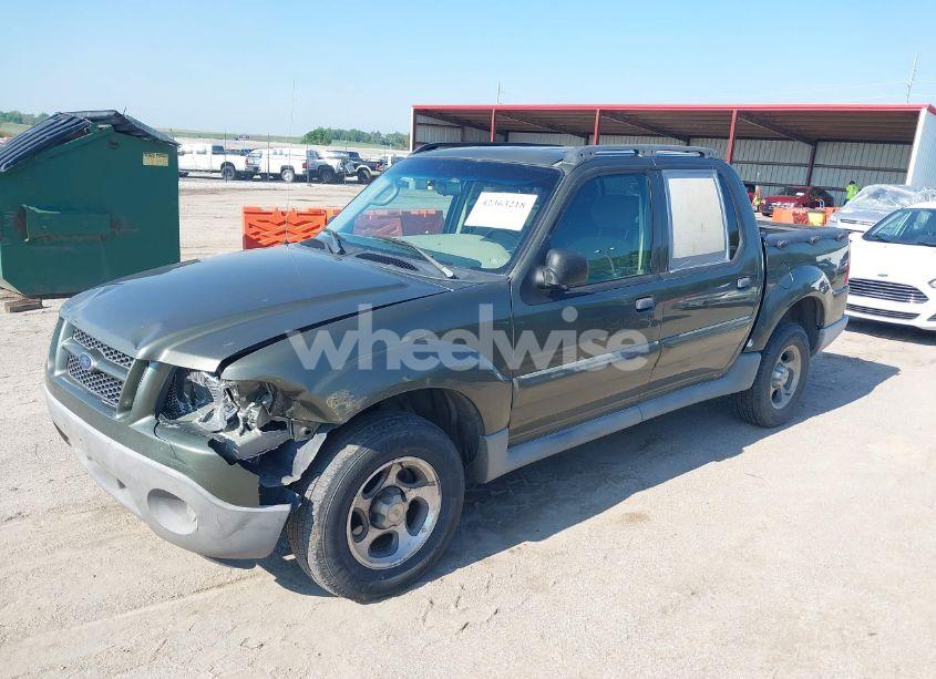 Photo 12 of 2003 Ford Explorer SPORT TRAC XLS/XLT (VIN 1FMZU67E53UC30643)