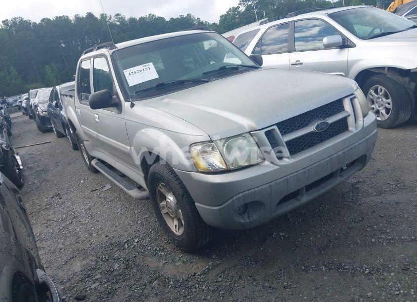 2003 Ford Explorer SPORT TRAC XLS/XLT (VIN 1FMZU67E63UC48939) main photo